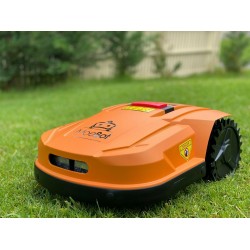 MoeBot 800 Robot Lawn Mower (800sqm) (8611 sqft)