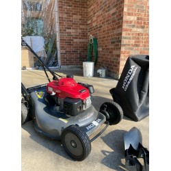 Honda Commercial HRC216HDA